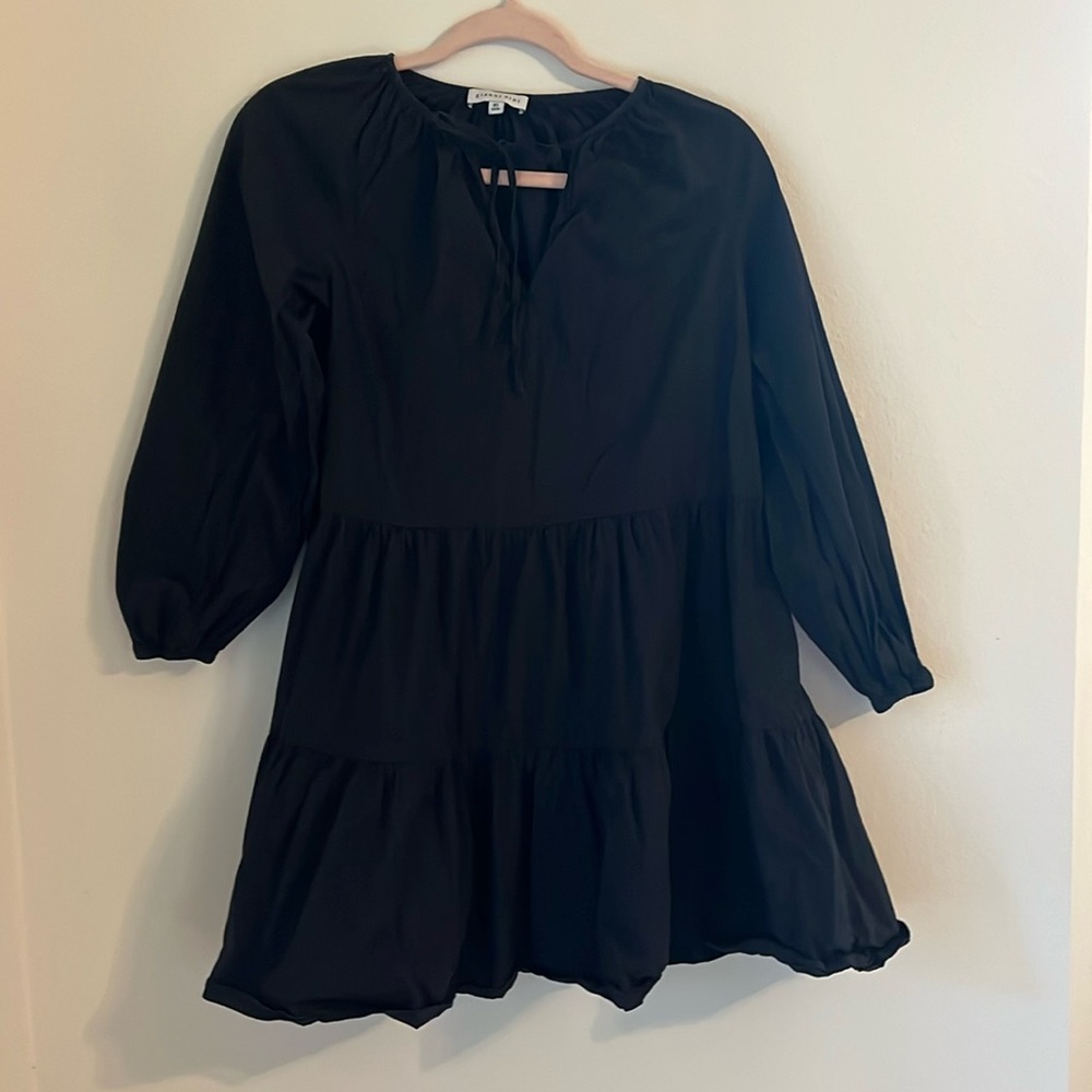 Gianni Bini Tiered black dress